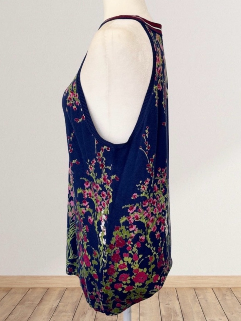 Daniel Rainn Floral Halter Sweater Tank Navy Knit Stretch Size L NWOT - Picture 3 of 7